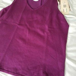 Plum V Neck sleeveless tee  NWT